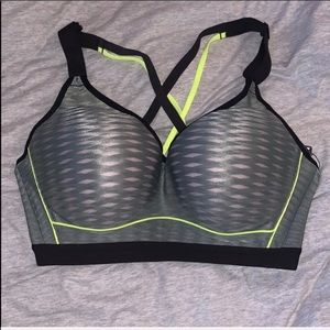 💗VS Incredible Sports Bra💗